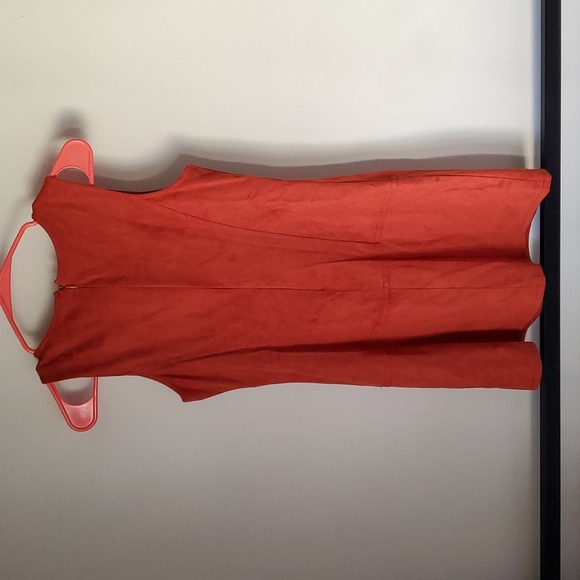 Rust colored dress - Picture 2 of 2